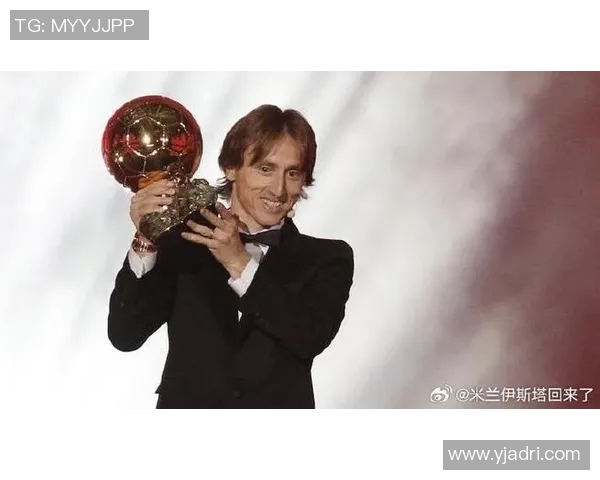 莫德里奇荣膺月度最佳球员技艺非凡实力尽显实至名归荣耀加身